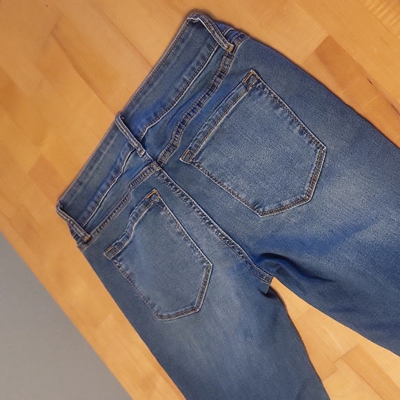 Apt 9 Essentials Slim Capri Jeans Streatchy - Picture 6 of 10